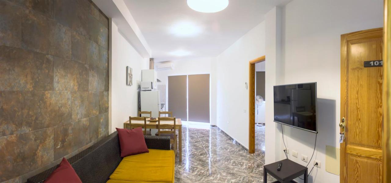 San Nicolás Apartamentos La Aldea Suites מראה חיצוני תמונה