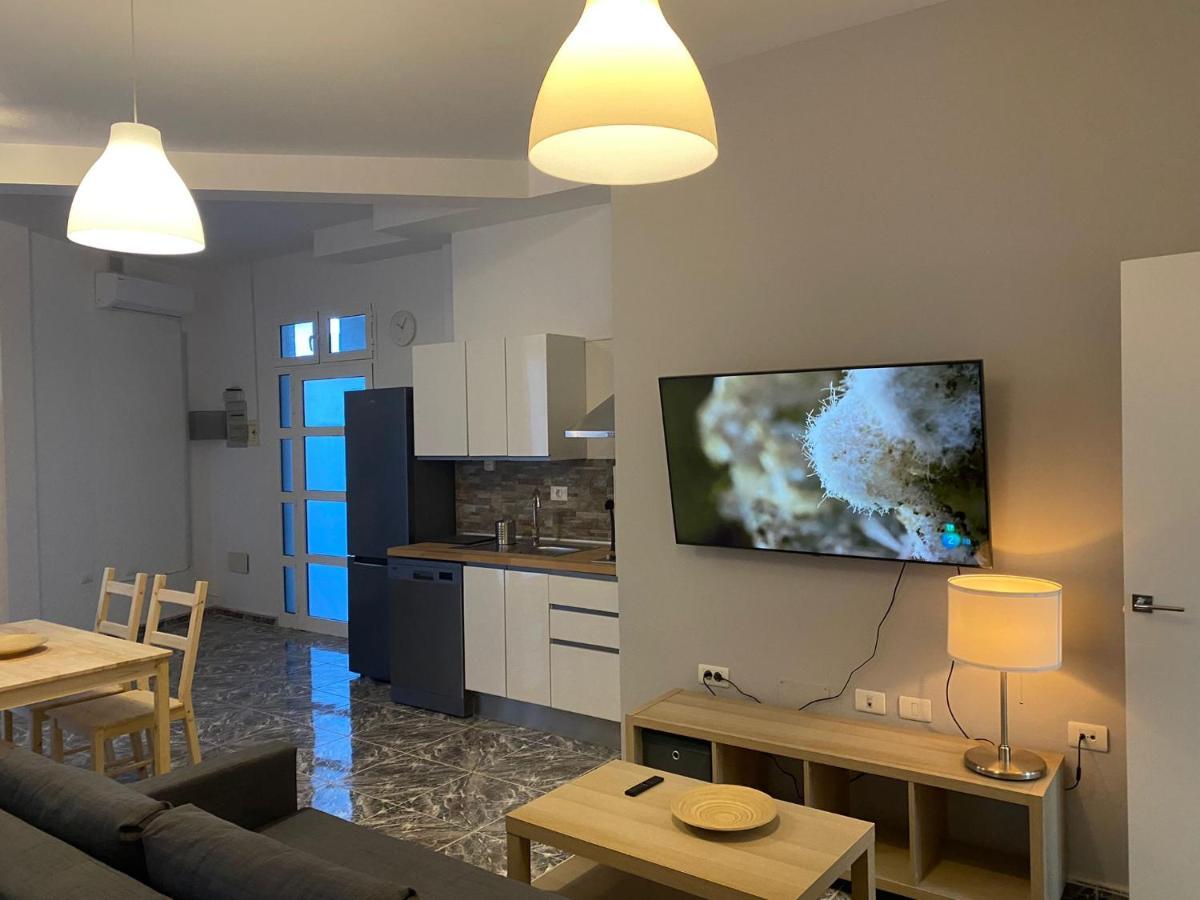 San Nicolás Apartamentos La Aldea Suites מראה חיצוני תמונה